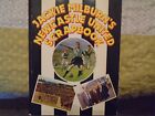 JACKIE MILBURN'S Newcastle United Scrapbook, Anglia, 1981, podpisany