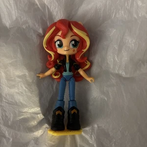 My Little Pony Sunset Shimmer Rare Equestria Girl Mini Doll Mall MLP G4 - Picture 1 of 4