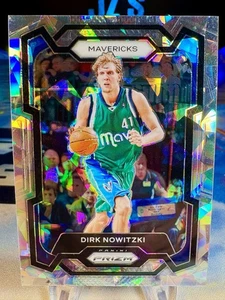 2023-24 Dirk Nowitzki Panini Prizm Silver Cracked Ice Prizm #187 Mavericks - Foto 1 di 2