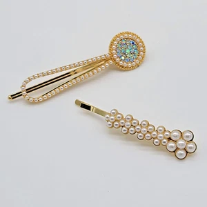 Gold Haarnadel 2er Set, weiße Perle & irisierende Kristall Akzente - Bild 1 von 7