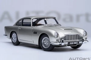 70287 Aston Martin DB5 1964 (birch silver) (composite model/full op 1:18 Autoart - Picture 1 of 1