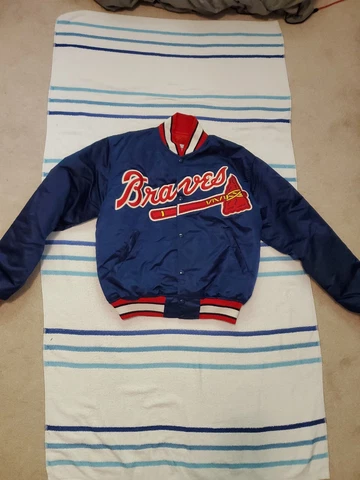 ATLANTA BRAVES DIAMOND COLLECTION STARTER JACKET SIZE M INSULATED WARM Cover