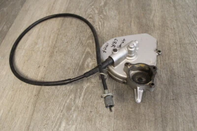 КРЫШКА ЗВЕЗДОЧКИ ДВИГАТЕЛЯ 1990 HONDA CBR1000F CBR1000 - Изображение 1 из 3