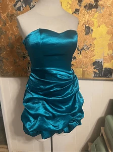 NWT Vintage A Byer Hammered Satin Strapless Mini Ruched Prom Dress Junior Size 9 - Picture 1 of 8