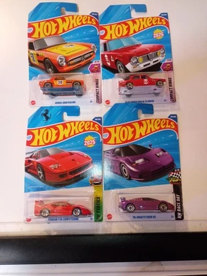 Hot Wheels 2025 Giulia T1 Super, Honda S800 Treasure Hunt, Ferrari F40, Bugatti - Image 1 of 4