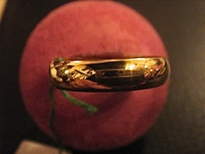 BAGUE ALLIANCE DEMI-JONC 5MM PLAQUE OR LAMINEE MADE IN FRANCE VINTAGE NEUF T 68 - Foto 1 di 4