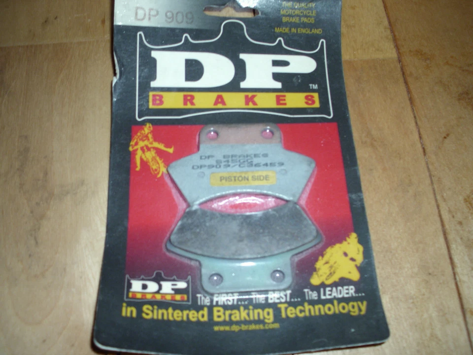 Juego de pastillas de freno traseras Polaris ATV Magnum Trail Blazer Xplorer Xpress DP 909 NUEVO Foto 1 de 1