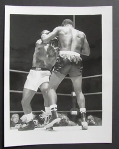 Sonny Liston / Floyd Patterson Fight 8x10 B/W Press Photo - Picture 1 of 1