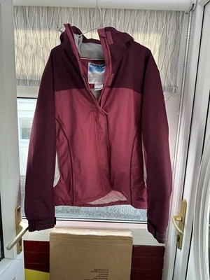 Ladies TRESPASS Red Waterproof Windproof Taped Seams JACKET Size 16 fleece lined - Image 1 of 4