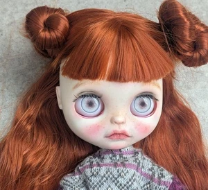 Custom Blythe Style ICY Puppe mit Outfit & Handteilen - einzigartig & bezaubernd! - Bild 1 von 11