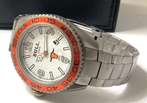 Orologio da polso vintage BULL "Corona sinistra" quarzo svizzero 43mm con scatola come da ritrovamento + funzionante! - Foto 1 di 16