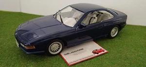 BMW 850i coupé bleu nuit échelle 1/18 de MAISTO voiture miniature de collection - Picture 1 of 8