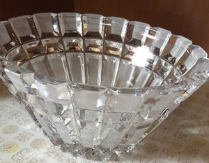 FENTON CRYSTAL GLASS CANDY DISH - Picture 1 of 2