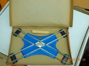 Croisement oblique mecanique (rayon 30 cm) par HORNBYen boite d origine echelle - Picture 1 of 3