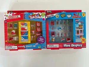 Teeny Tinies Mini Espositori SMARTIES BAZOOKA/DUM DUM Set Lotto di 2 Accessori per Bambole - Foto 1 di 2