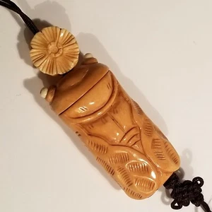 Japanese INRO Traditional Hand Carved Cicada Purse Box Made from Ox Horn         - Picture 1 of 9