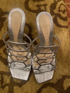 Schutz Julianna Weekend Metallic Silver Sandals Size 7.5 - Picture 1 of 10