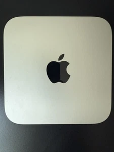 Apple Mac mini (256GB SSD, M1, 8GB) Silver - MGNR3LL/A (November, 2020) - Bild 1 von 2