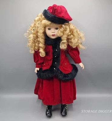 Muñeca de pelo rubio de porcelana vintage de 15" de alto con vestido rojo, sombrero y zapatos Foto 1 de 4