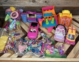 Vintage 2000er Polly Pocket Puppen, Kleidung, Autos, Möbel, Spielsets & Acc. 275+ - Bild 1 von 23