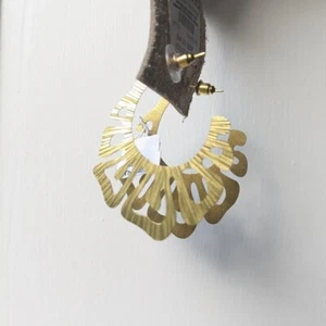 Anthropologie Abstract Gold Leaf Hoop Earrings - Picture 1 of 4