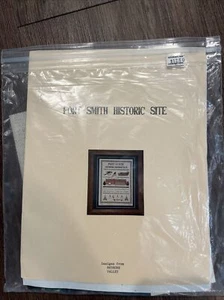Entwürfe aus Redbone Valley gezähltes Kreuzstich-Set Fort Smith historische Stätte - Bild 1 von 6
