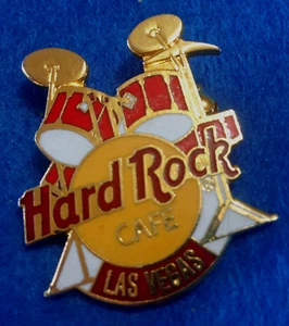 RARO KIT DE BATERÍA ROJA LAS VEGAS BATERÍA GLOBO OCULAR 3LT LOGOTIPO NARANJA PIN Hard Rock Café - Imagen 1 de 1