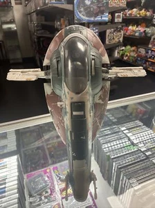 2001 Boba Fett's Slave 1 Starship Empire Strikes Back Return of the Jedi - Picture 1 of 6