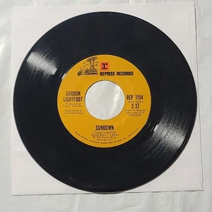 Gordon Lightfoot ~ Sundown/ Too Late For Prayin' ~ Reprise 45 RPM Record - Foto 1 di 4