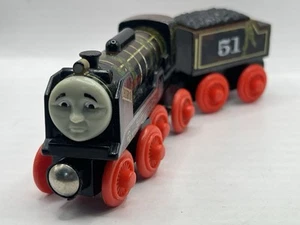 Tren ferroviario de madera Thomas & Friends LOST & FOUND HIRO & TENDER 2003 RARO - Imagen 1 de 6