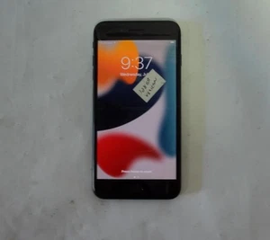 Apple iPhone 7 Plus A1661 (Verizon) 128GB Black Touchscreen Smartphone (M328) - Picture 1 of 8