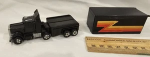 Remco ZYBOTS 1984 Black Robot TRACTOR TRAILER Transformer Semi Truck - Picture 1 of 6