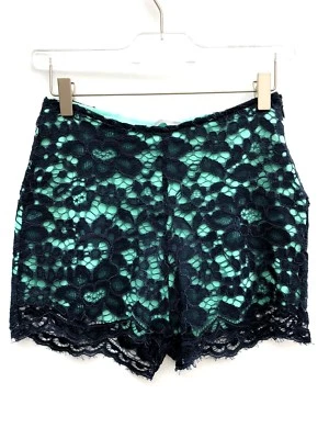 ZARA GREEN LACE SHORTS SIZE MEDIUM REF 0839 032 RRP £39.99 - Image 1 of 4