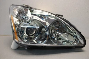 2004 2005 2006 LEXUS RX330 RIGHT SIDE HEADLIGHT HALOGEN - Picture 1 of 9