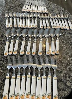 Vintage Gibson Housewares Antique Pear Silverware Flatware 50 Pieces - Photo 1/4