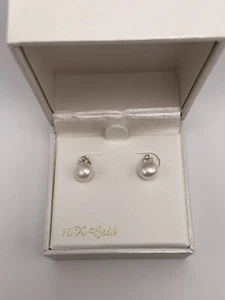Everlasting Gold 10k Gold FWC Pearl Button & Cubic Zirconia Accent Earrings - Picture 1 of 10