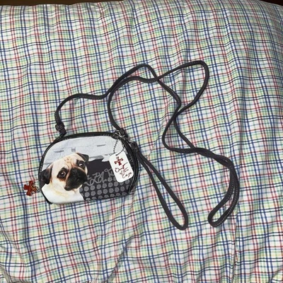 Fuzzynation fuzzy nation Pug Puppy Dog 斜挎包钱包/腕带 罕见 — 第 1/4 张图片