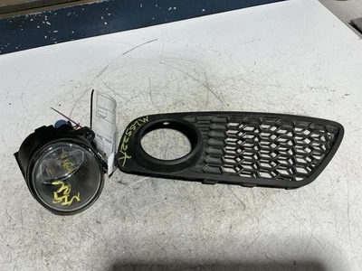 Driver Left Corner/Park Light Fog-driving Fits 10-13 BMW 535i GT 852451 - Image 1 of 4