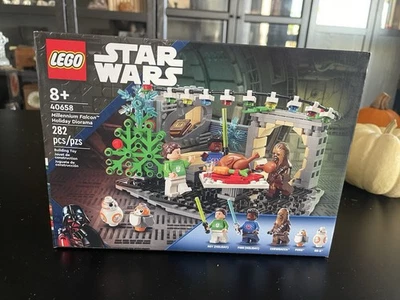 LEGO Star Wars Millennium Falcon Holiday Diorama 40658 New In Box - Image 1 of 2