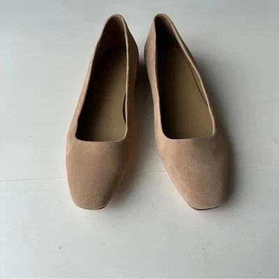 Vince Beige Gamuza Mujer Brodi-b Ballet Plano Talla 7.5. Usado, perfecto estado Foto 1 de 4