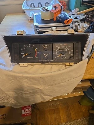 Camioneta pickup Isuzu 1985 Opel 0 millas con velocímetro buen aspecto Foto 1 de 4