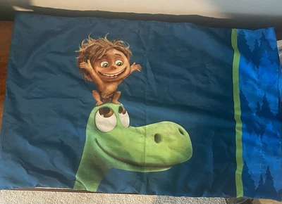 Funda de almohada reversible Disney EL BUEN DINOSAURIO (tela) Foto 1 de 2