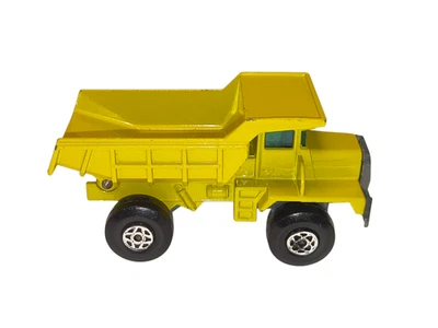 Camión de volteo Lesney Matchbox Series Superfast #28 Mack 1970 Foto 1 de 4