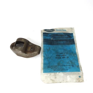 Ford Truck 1985 - 1989 4.9L 300 CID E43Z-6564-A Rocker Arm OEM NOS - Picture 1 of 5