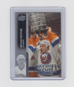 21/22 UD S1 New York Islanders Bryan Trottier Day with the Cup Flashbacks #DCF-8 - Bild 1 von 2