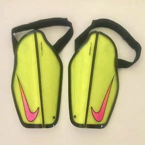 Nike Protegga Flex XL Soccer Shin Guards 5’11”-6’7” Bright Neon Green Pink - Bild 1 von 8