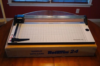 Rotatrim Professional Serie M 24" Recortadora Rotativa, Cortadora de Papel,  Foto 1 de 2