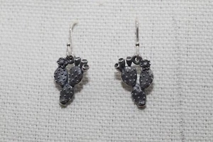 James Avery Sterling Silver Prickly Pear Cactus Ear Hooks Retired Pre Owned - Imagen 1 de 3