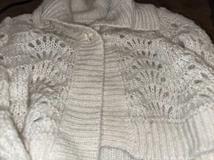 baby gap white knot buttoned sweater - Picture 1 of 3