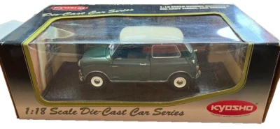 Kyosho 1/18 Morris Mini Cooper 1275S Green No, 08101G **defect** - Image 1 of 4